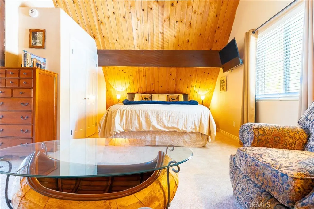 1226 Grass Valley, Lake Arrowhead, California 92352 home-pic-22